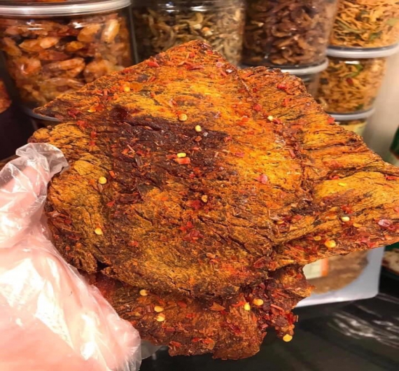 BÒ KHÔ MIẾNG HỘP 200gr